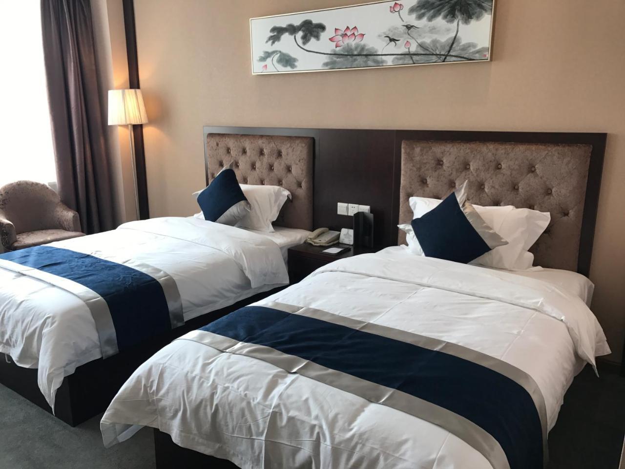 Hubei Airport Business Hotel Tianhe Airport Branch 우한 외부 사진