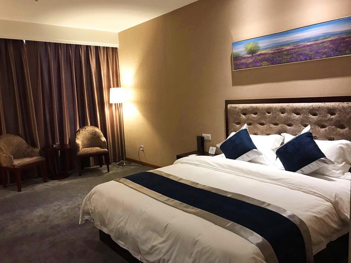 Hubei Airport Business Hotel Tianhe Airport Branch 우한 외부 사진