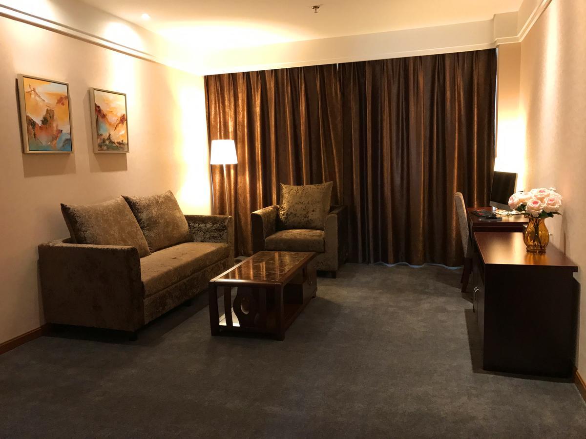 Hubei Airport Business Hotel Tianhe Airport Branch 우한 외부 사진